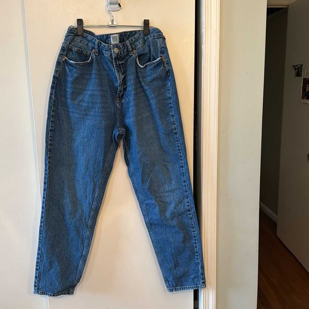 BDG Urban Outfitters Mom High-Rise  Denim Jeans Size 31